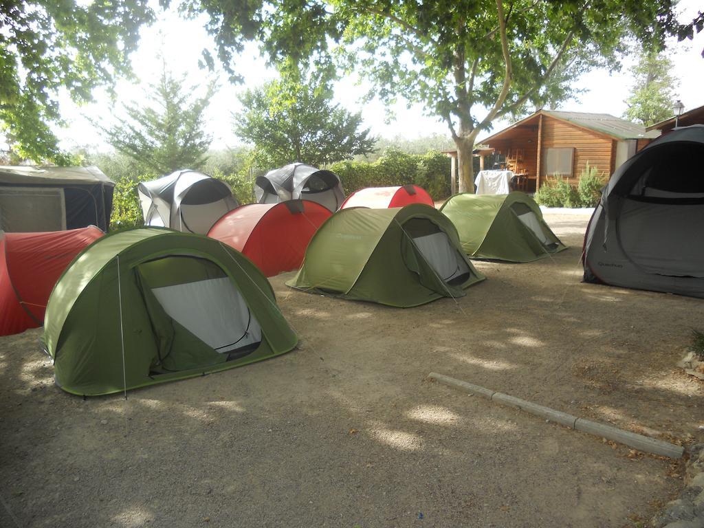 Camping Fuente De Piedra Exteriör bild
