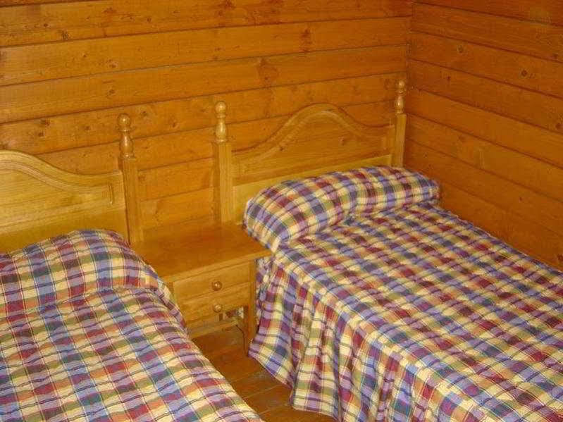 Camping Fuente De Piedra Exteriör bild
