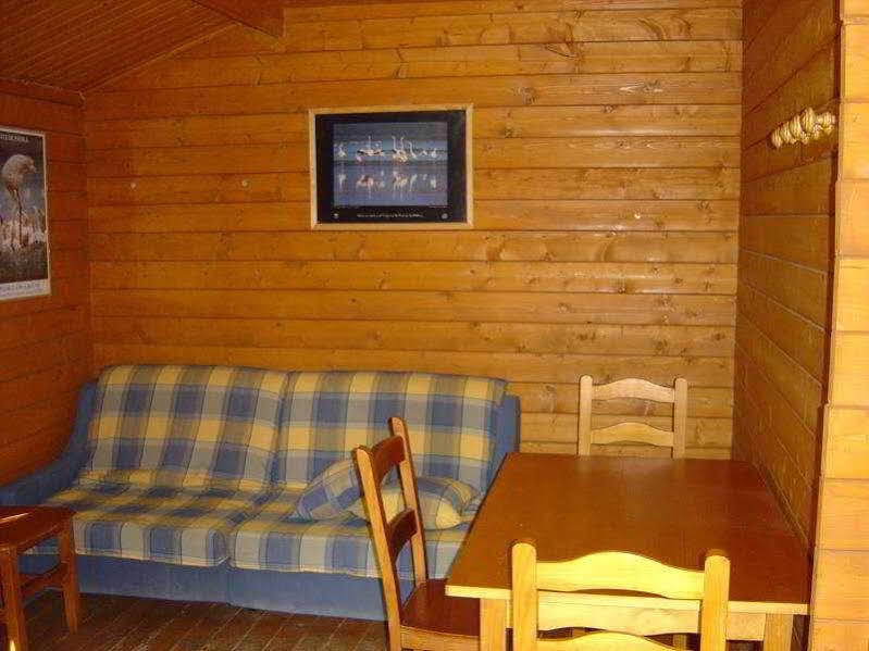 Camping Fuente De Piedra Exteriör bild